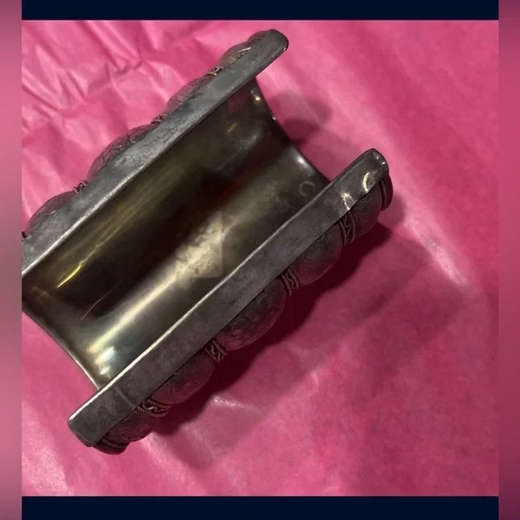 Cuff bracelet elephants - Picture 3 of 3